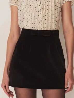 Doen Black Velvet Mini Skirt with Waist Bow